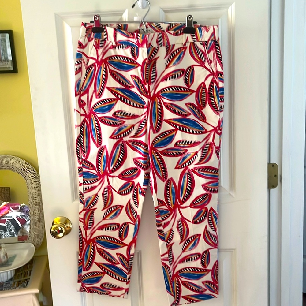 NWT! J. Crew Size 10 capris! Navy, pink and white leaf design